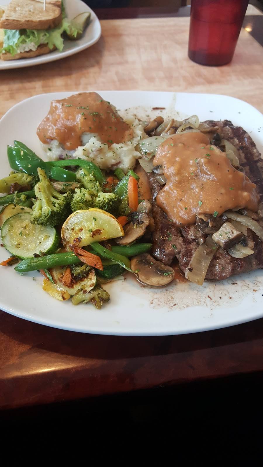 Robin Hood Restaurant | restaurant | 528 2nd St Pike, Southampton, PA 18966, USA | 2153551522 OR +1 215-355-1522