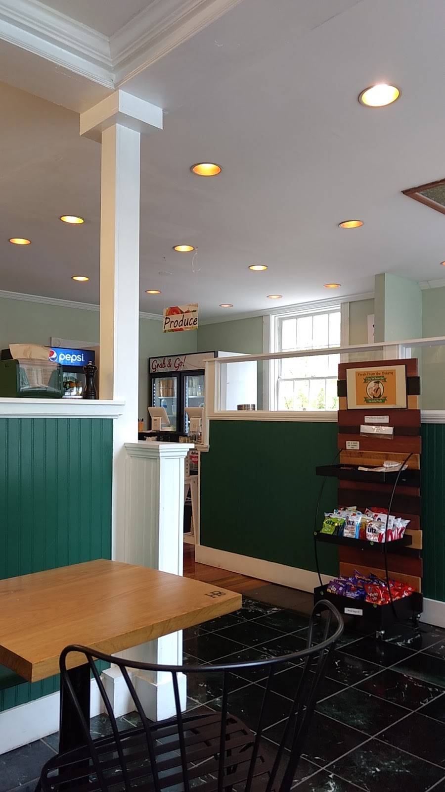 The Salad Maker | restaurant | 300 E Market St, Charlottesville, VA 22902, USA | 4342845523 OR +1 434-284-5523