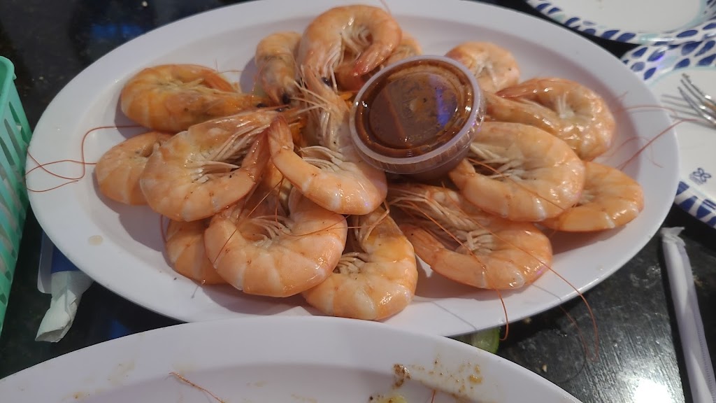 Mariscos La Phoenikera | restaurant | 2915 N 43rd Ave, Phoenix, AZ 85031, USA | 6026123911 OR +1 602-612-3911