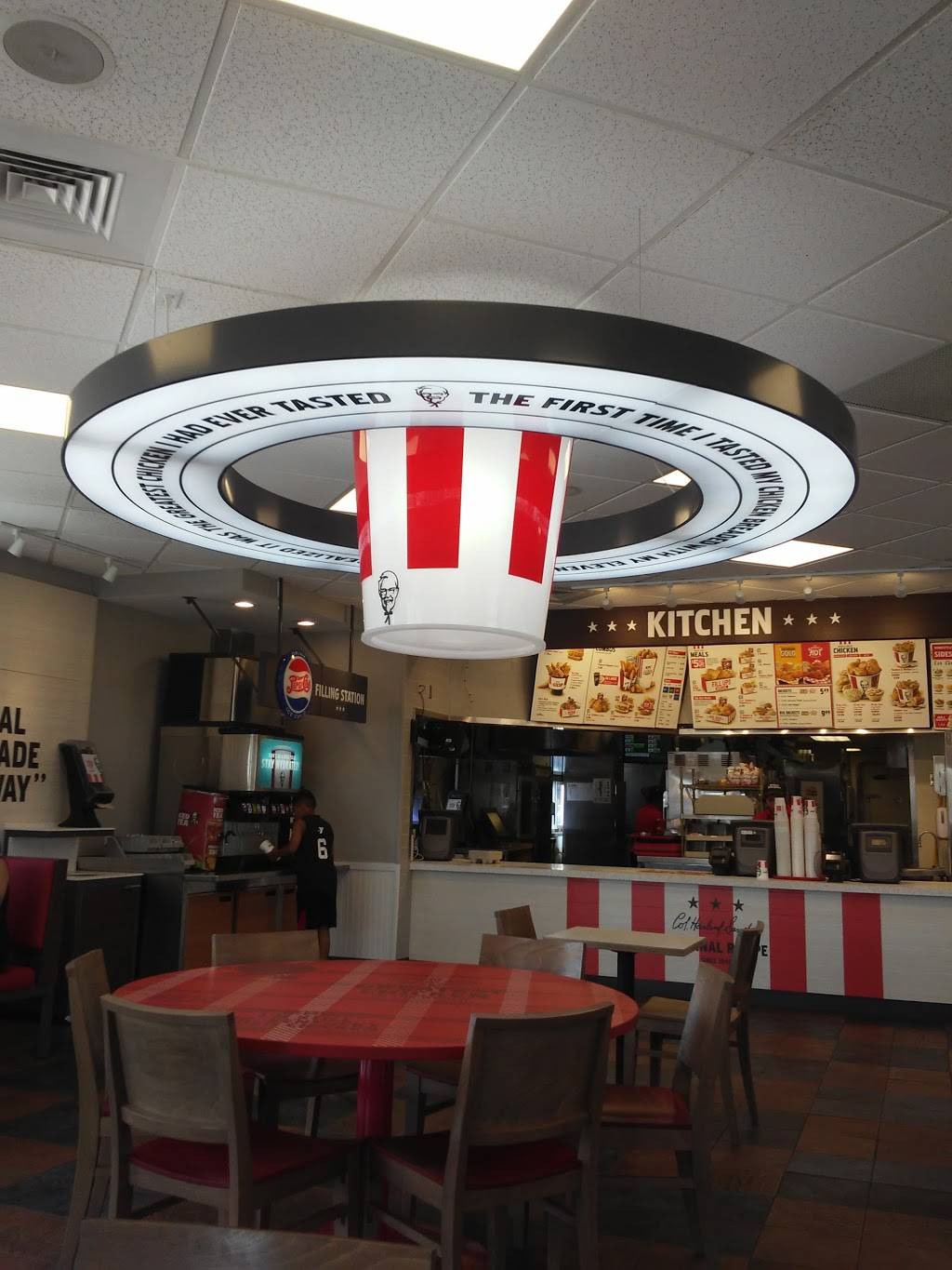 KFC | restaurant | 6839 Spencer Hwy, Pasadena, TX 77505, USA | 2814873412 OR +1 281-487-3412