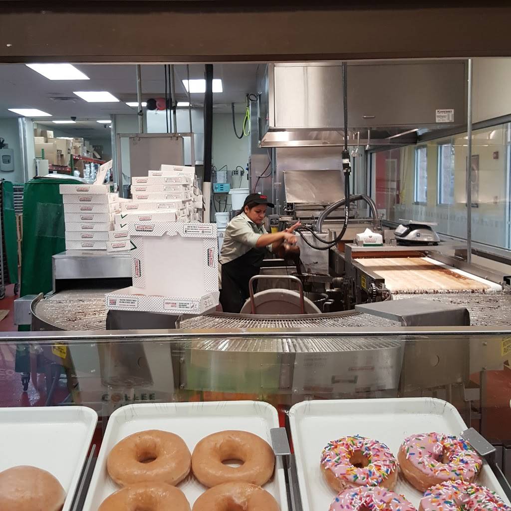 Krispy Kreme | bakery | 408 Thompson Ln, Nashville, TN 37211, USA | 6152545966 OR +1 615-254-5966