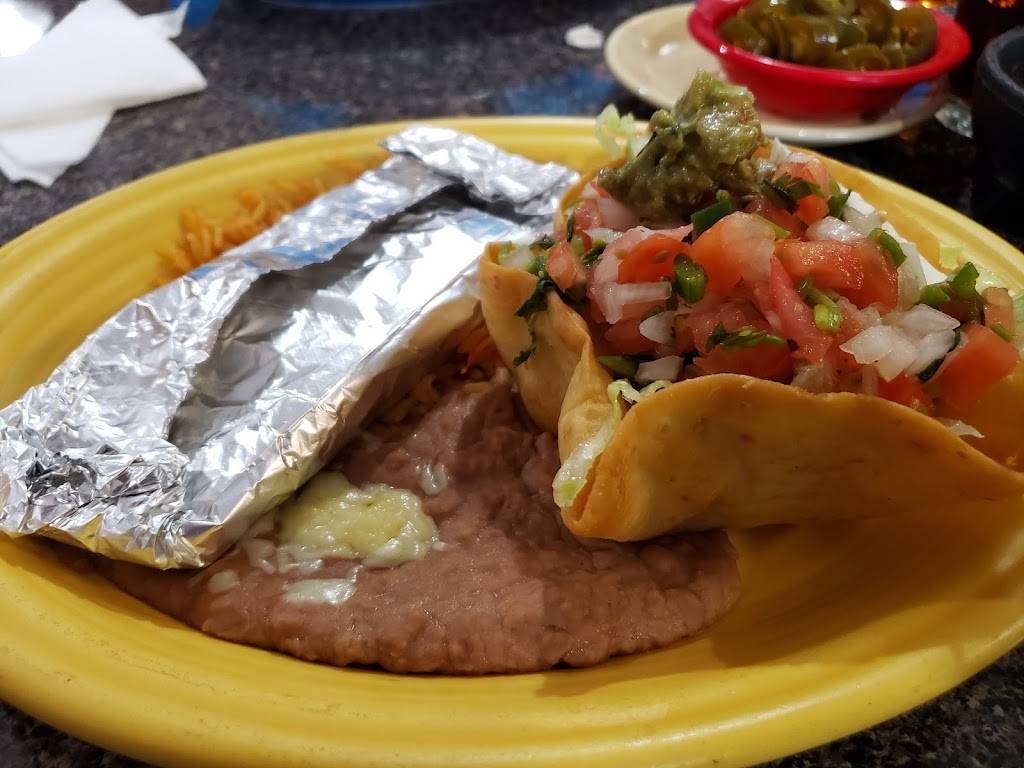 La Loma | restaurant | 235 E Main St #370, Hendersonville, TN 37075, USA | 6152645575 OR +1 615-264-5575