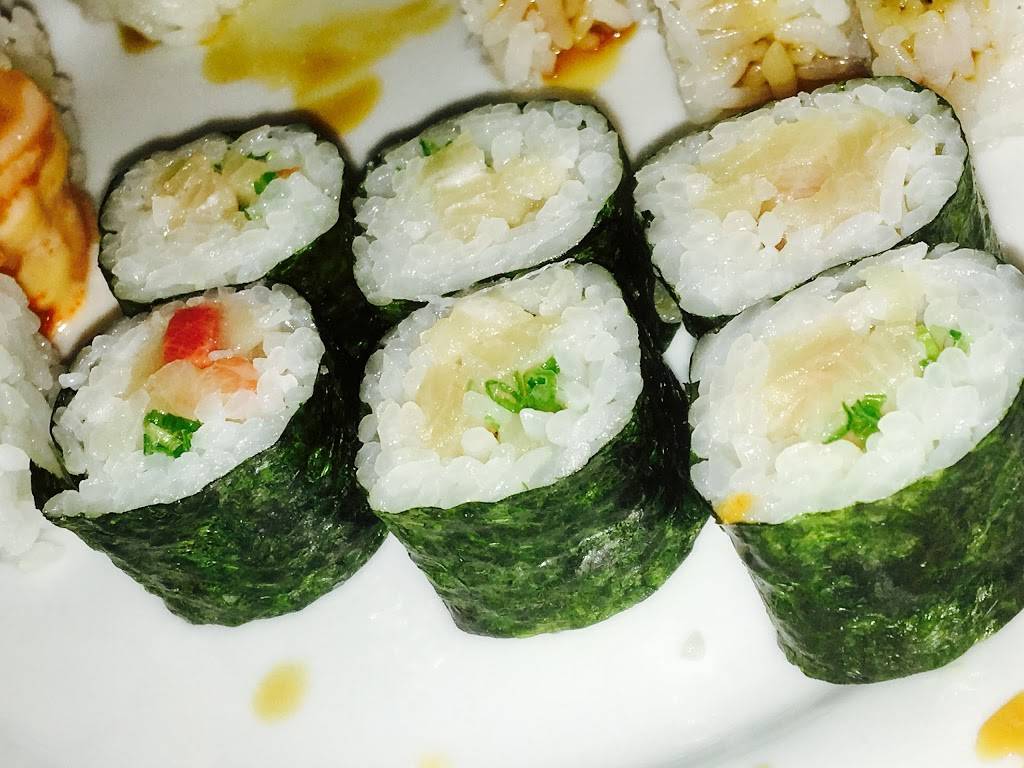 Sushi Kuma | restaurant | 10341 Fairway Dr #100, Roseville, CA 95678, USA | 9167881999 OR +1 916-788-1999