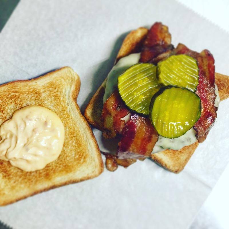 Liberty Rock Tavern | restaurant | 229 Bridgeport Ave, Milford, CT 06460, USA | 2032833485 OR +1 203-283-3485