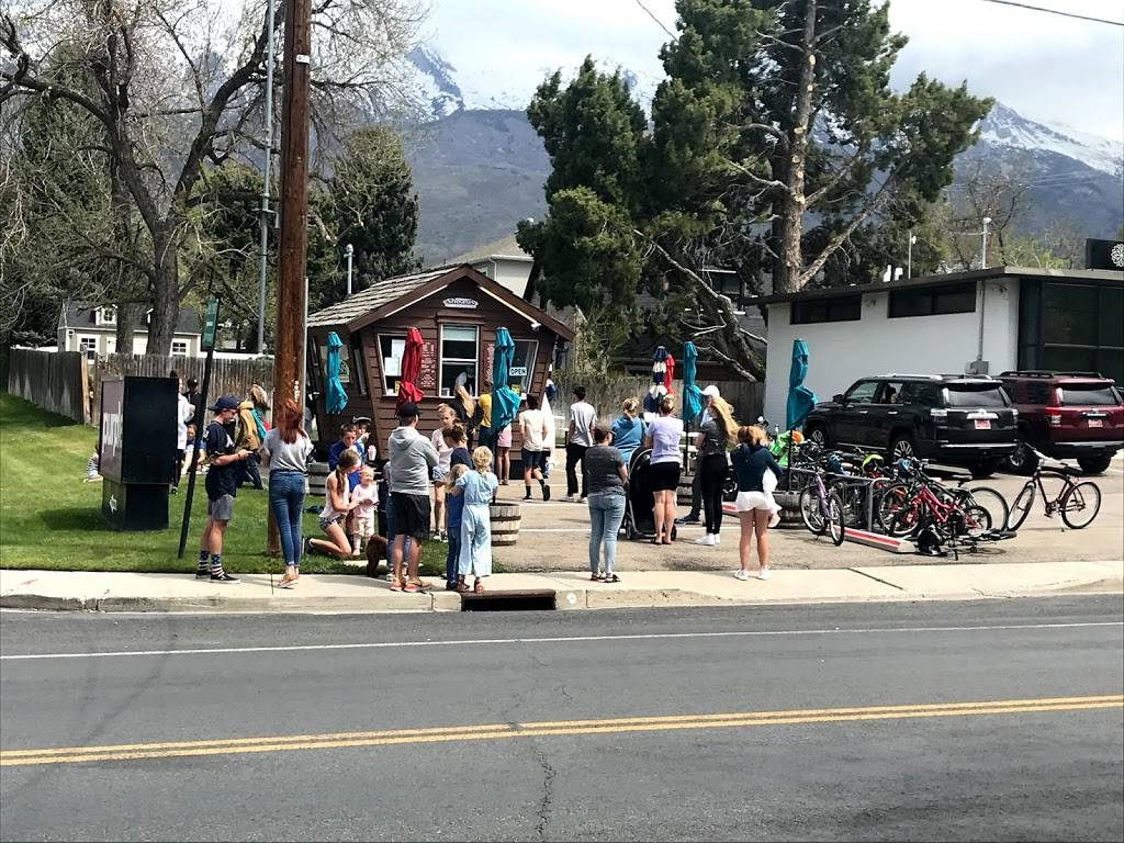 Snoasis | restaurant | 542-548 S Main St, Alpine, UT 84004, USA | 8018559052 OR +1 801-855-9052