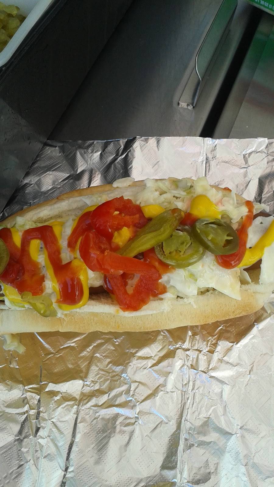 Diamond Dogs | meal takeaway | 1388 Gratiot Ave, Detroit, MI 48207, USA | 3134611125 OR +1 313-461-1125