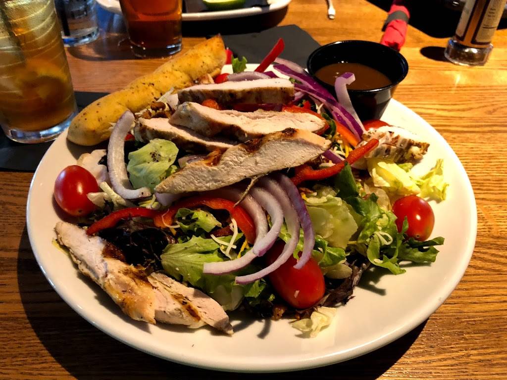 Sprecher’s Restaurant and Pub | restaurant | 1512 S Church St, Watertown, WI 53094, USA | 9203904944 OR +1 920-390-4944