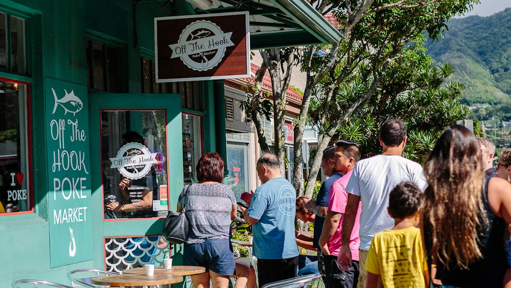 Off the Hook Poke Market | restaurant | 2908 E Manoa Rd, Honolulu, HI 96822, USA | 8088006865 OR +1 808-800-6865
