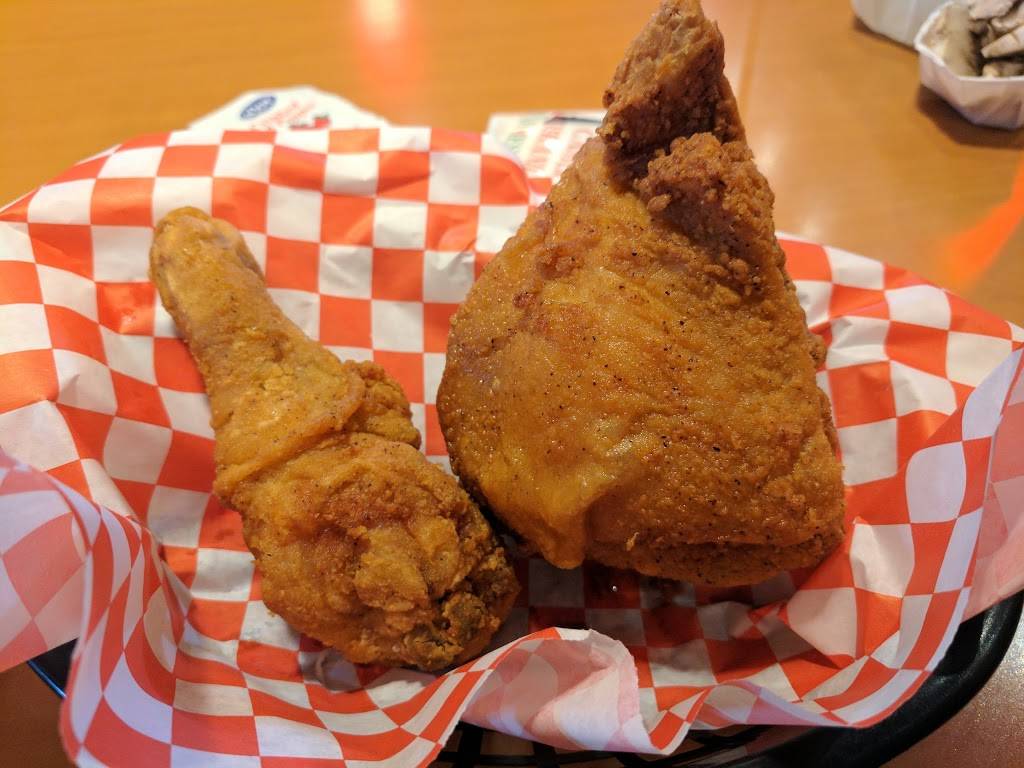 Shakeys Pizza Parlor | restaurant | 11420 Valley Blvd, El Monte, CA 91731, USA | 6263504411 OR +1 626-350-4411