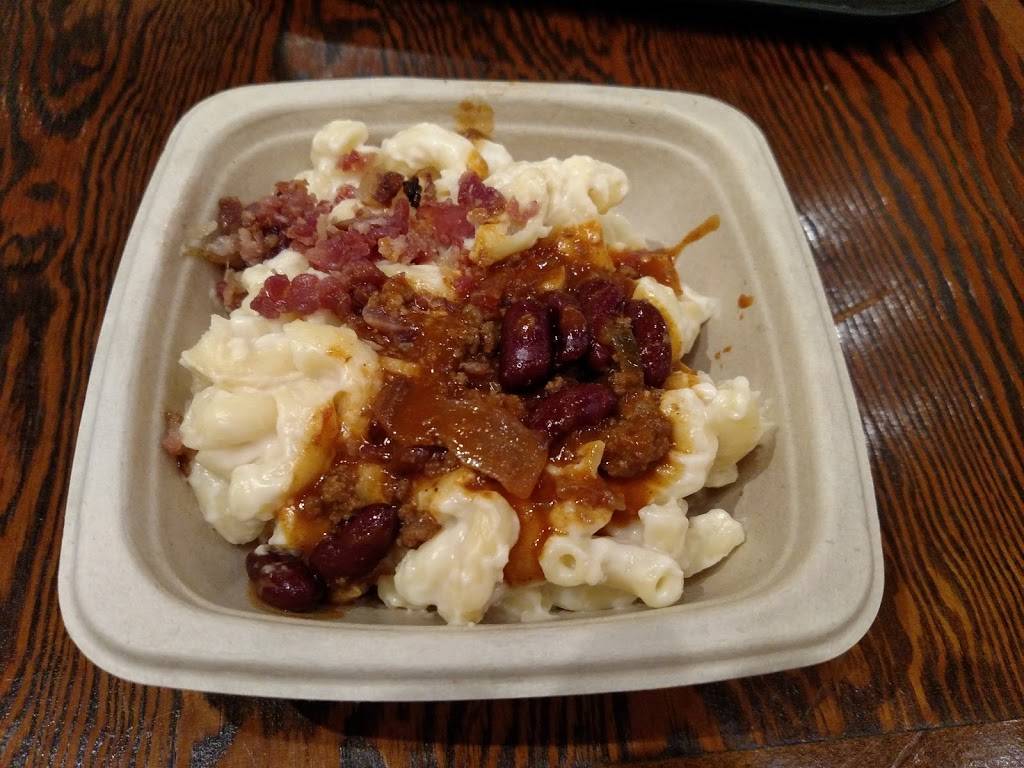 Potbelly Sandwich Shop | restaurant | 1560 N Wells St, Chicago, IL 60610, USA | 3129480229 OR +1 312-948-0229