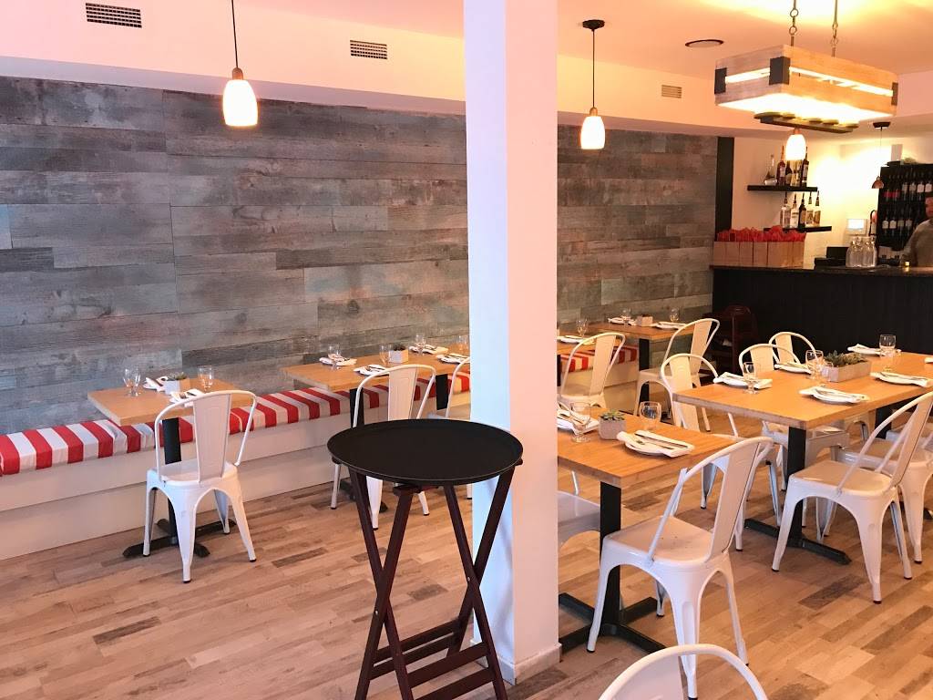 Mare Nostrum | restaurant | 16 Main St W, Kingsville, ON N9Y 1H1, Canada | 5198007237 OR +1 519-800-7237