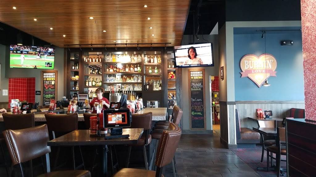 Red Robin Gourmet Burgers and Brews | restaurant | 4650 Rib Mountain Dr, Wausau, WI 54401, USA | 7153010019 OR +1 715-301-0019