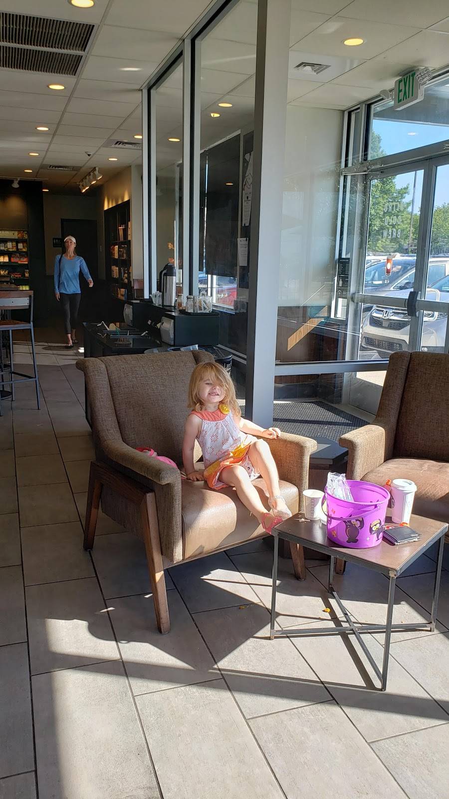 Starbucks | cafe | 11870 W 135th St, Overland Park, KS 66221, USA | 8166632508 OR +1 816-663-2508