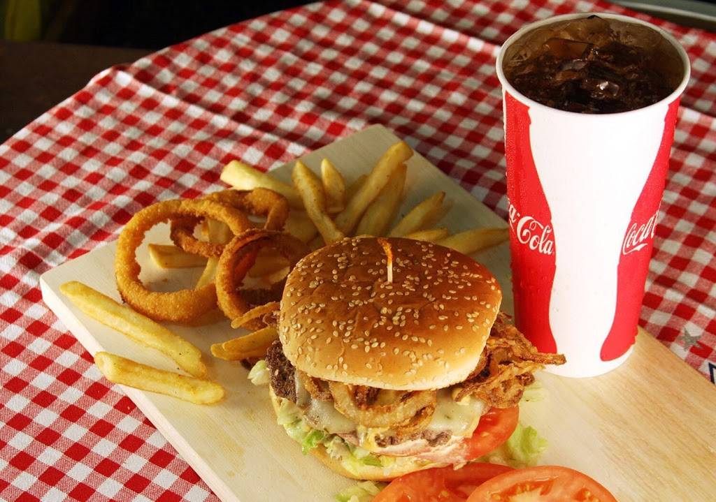 Gourmet Burger | restaurant | 2431 n Tustin ave suite R2, Santa Ana, CA 92705, USA | 6572127716 OR +1 657-212-7716