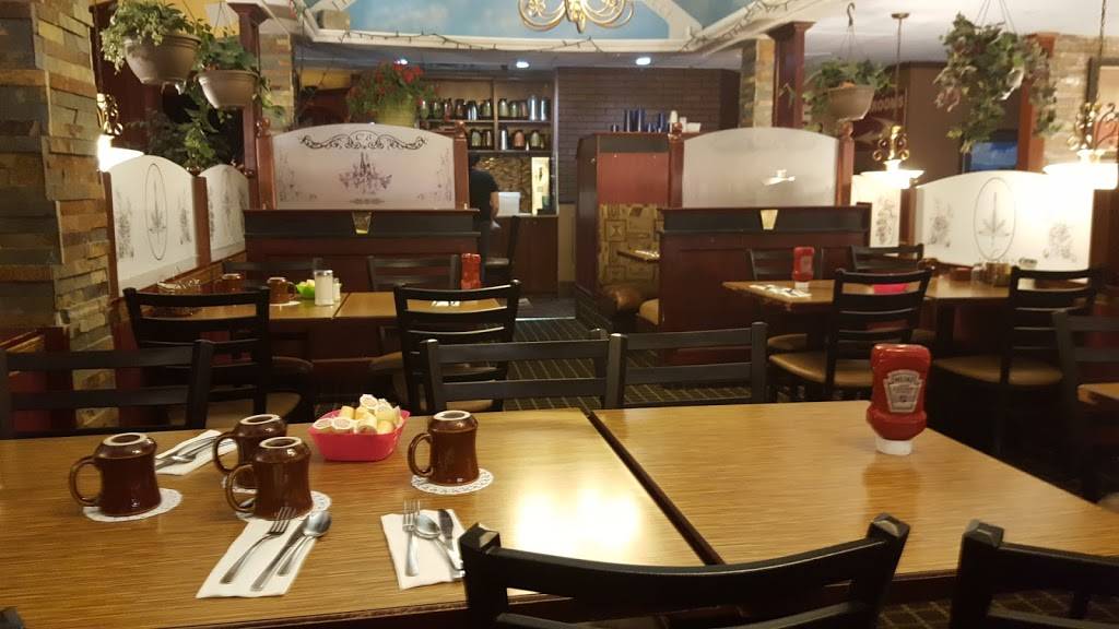 Country Boy Family Restaurant | restaurant | 5 Manitou Dr, Kitchener, ON N2C 2J6, Canada | 5198932120 OR +1 519-893-2120