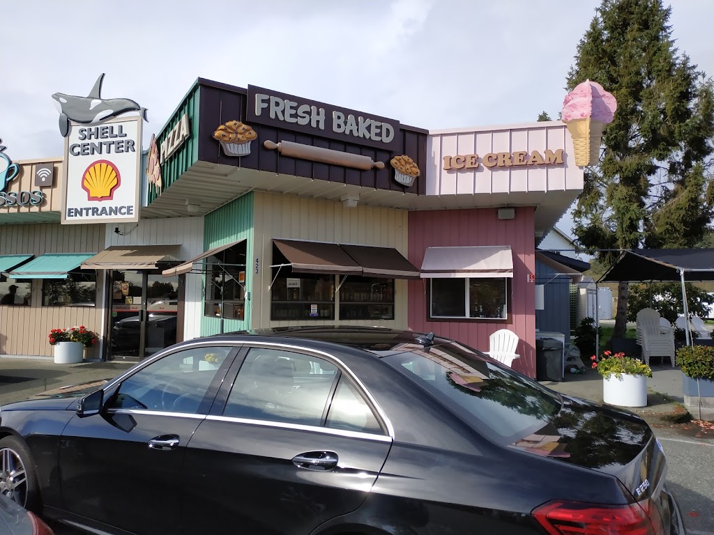 Shell | restaurant | 423 Tyee Dr, Point Roberts, WA 98281, USA | 3609452454 OR +1 360-945-2454