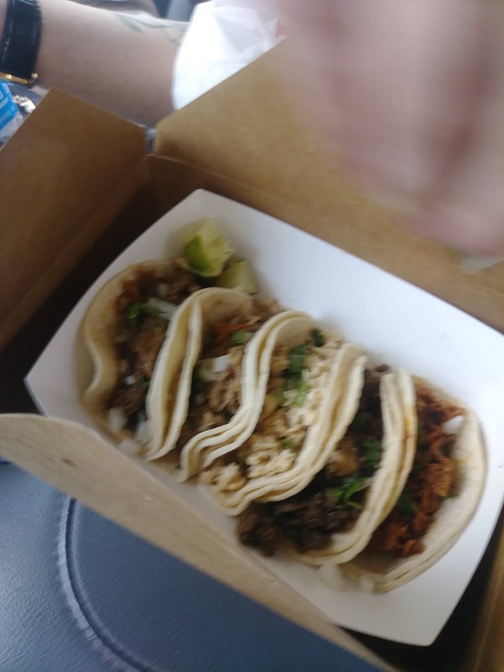 Killers Tacos | restaurant | 424 Bryan St, Denton, TX 76201, USA | 9405141920 OR +1 940-514-1920