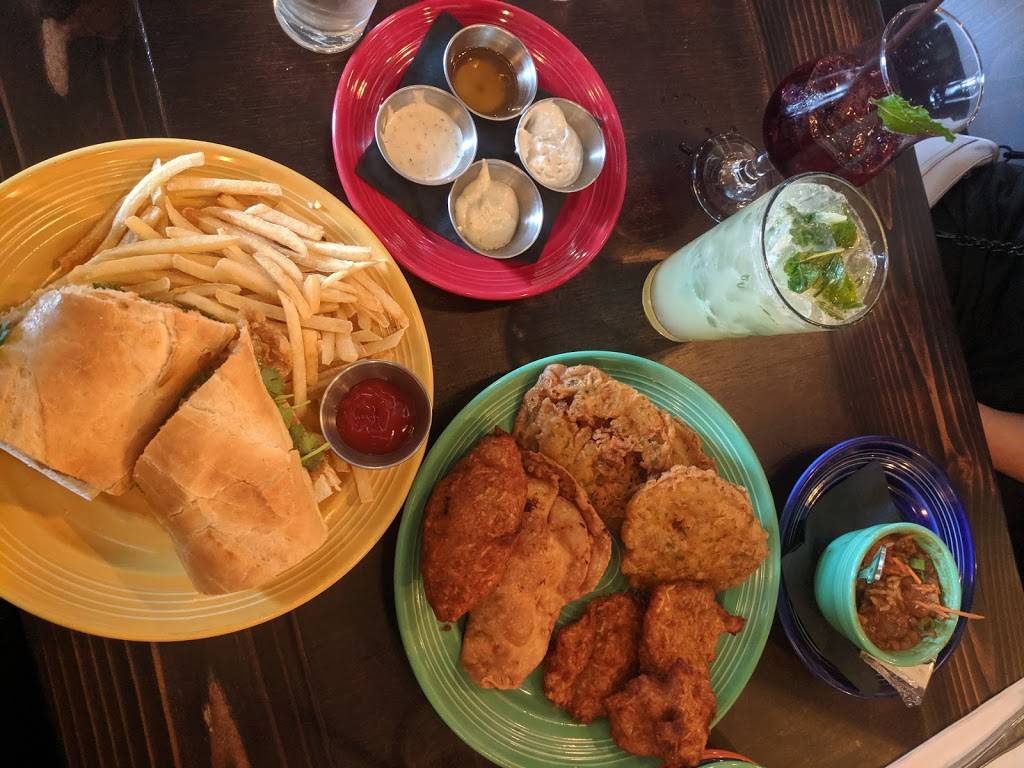 La Isla | restaurant | 7430 164th Ave NE B103, Redmond, WA 98052, USA | 4252859538 OR +1 425-285-9538