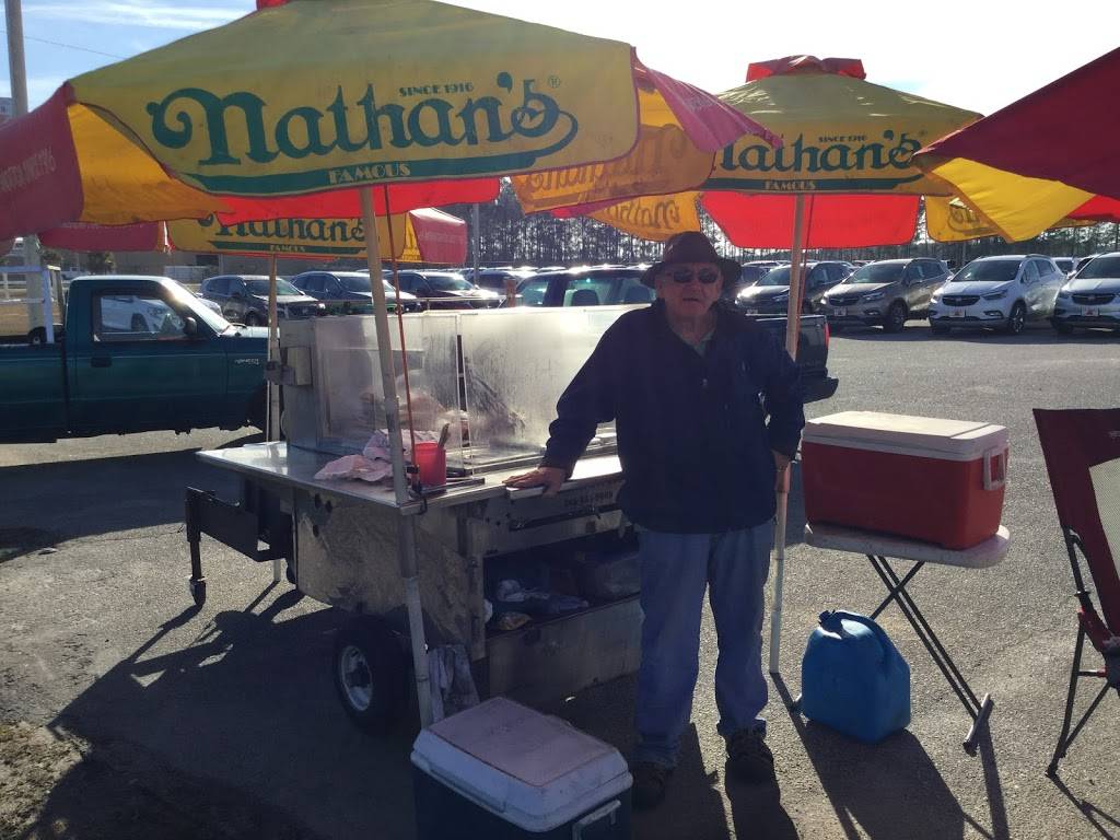 Buster Brown Hot Dogs | restaurant | 2491 Hwy 9 E, Longs, SC 29568, USA | 8434586682 OR +1 843-458-6682