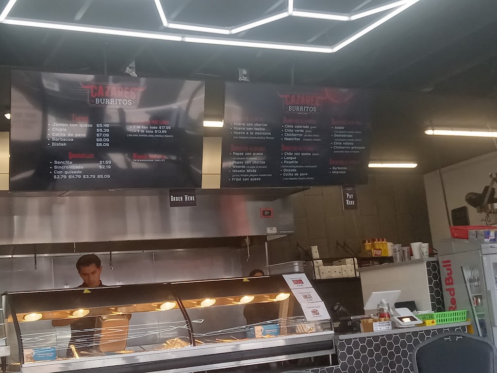 Cazares Burritos | restaurant | 2112 N Mesa St, El Paso, TX 79902, USA | 9153043143 OR +1 915-304-3143