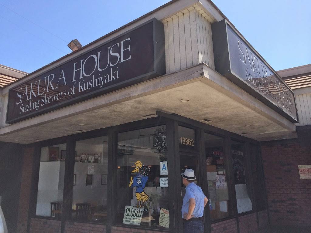 Sakura House | restaurant | 13362 W Washington Blvd, Los Angeles, CA 90066, USA | 3103067010 OR +1 310-306-7010