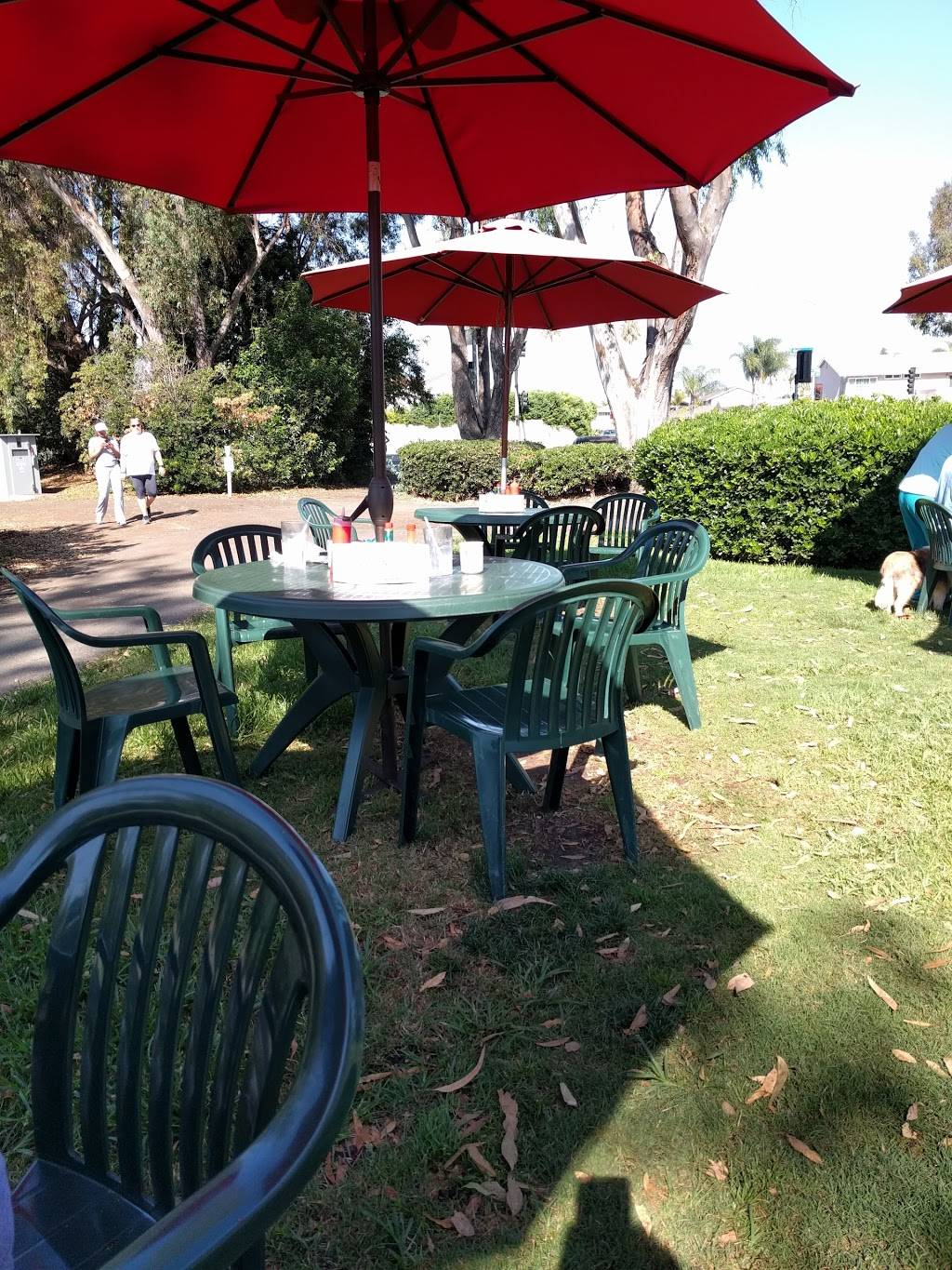 Park Bench Cafe | restaurant | 17732 Goldenwest St, Huntington Beach, CA 92647, USA | 7148420775 OR +1 714-842-0775