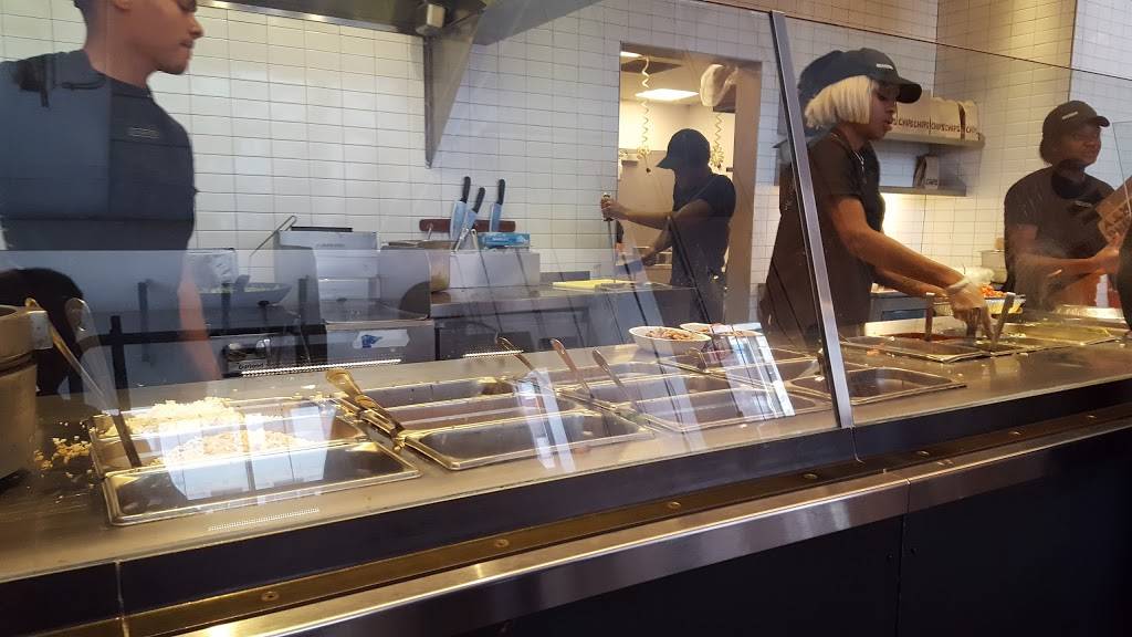 Chipotle Mexican Grill | restaurant | 1209 N Charles St Ste B, Baltimore, MD 21201, USA | 4436811204 OR +1 443-681-1204