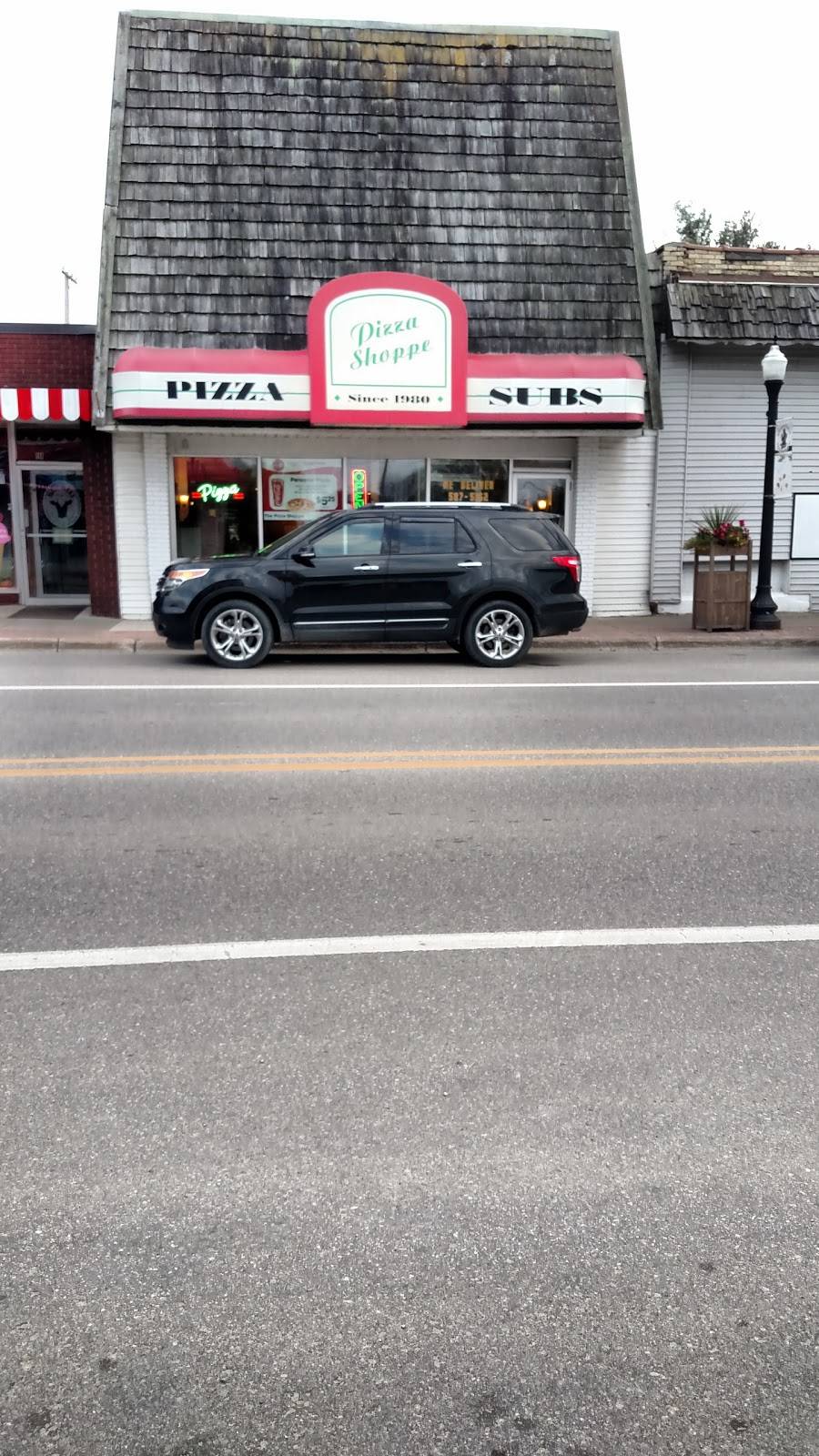 Pizza Shoppe | restaurant | 113 W State St #8048, Mancelona, MI 49659, USA | 2315875162 OR +1 231-587-5162