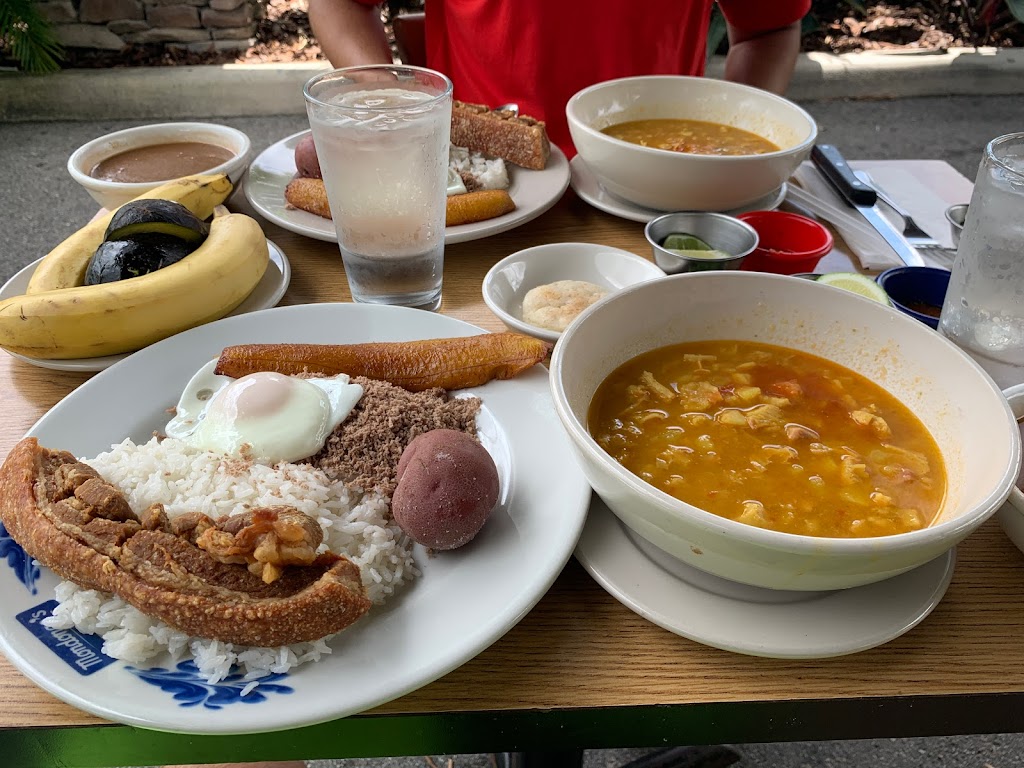 Mondongos Restaurante | restaurant | 3500 NW 87th Ave, Doral, FL 33172, USA | 3057184977 OR +1 305-718-4977