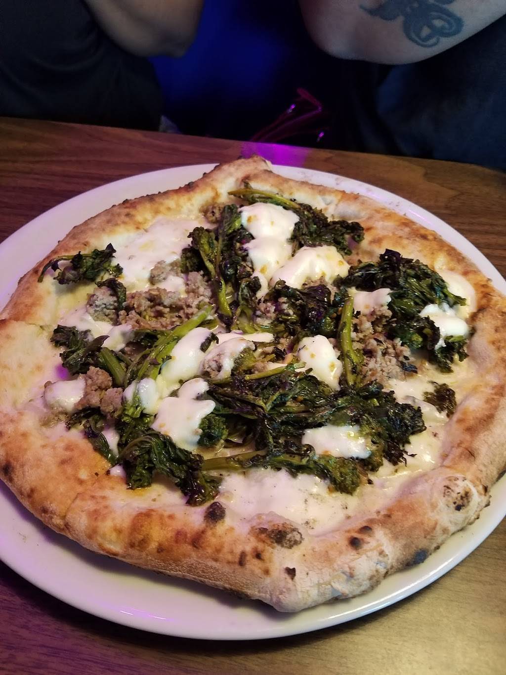 PizzaPlex | restaurant | 4458 W Vernor Hwy, Detroit, MI 48209, USA | 3137574992 OR +1 313-757-4992