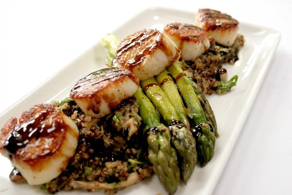 The Quarry Restaurant | restaurant | 415 Whiting St, Hingham, MA 02043, USA | 7813407300 OR +1 781-340-7300