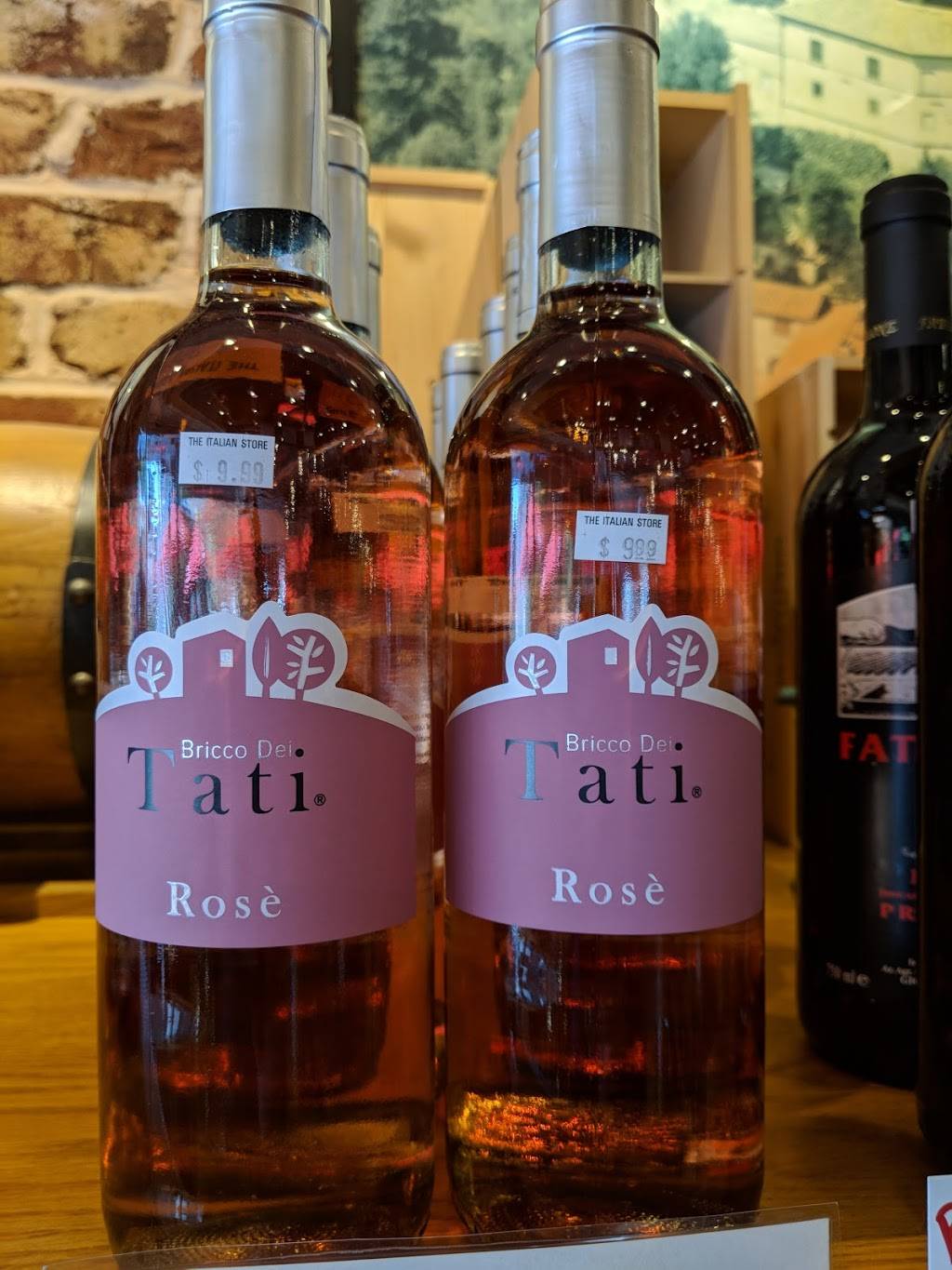 The Italian Store | cafe | 5837 N Washington Blvd, Arlington, VA 22205, USA | 5713411080 OR +1 571-341-1080