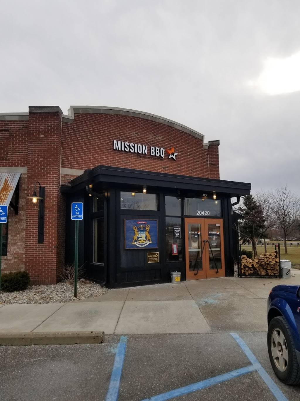 MISSION BBQ | restaurant | 20420 Haggerty Rd, Northville, MI 48167, USA | 7342567031 OR +1 734-256-7031