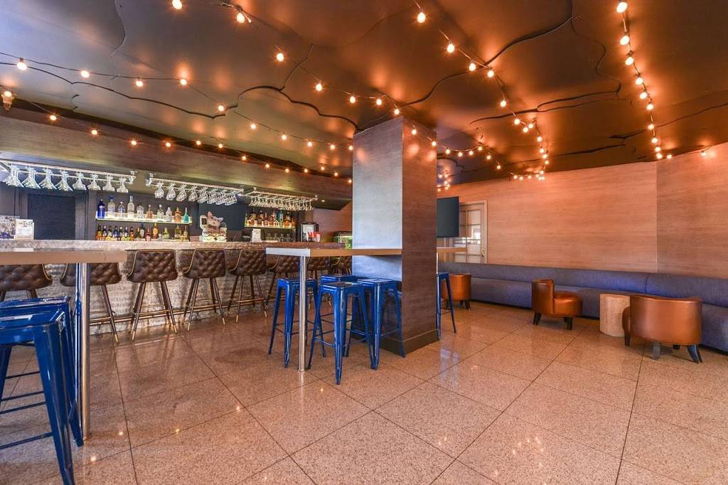 Oasis Restaurant & Bar | restaurant | 7709 Telegraph Rd, Montebello, CA 90640, USA | 3237241400 OR +1 323-724-1400