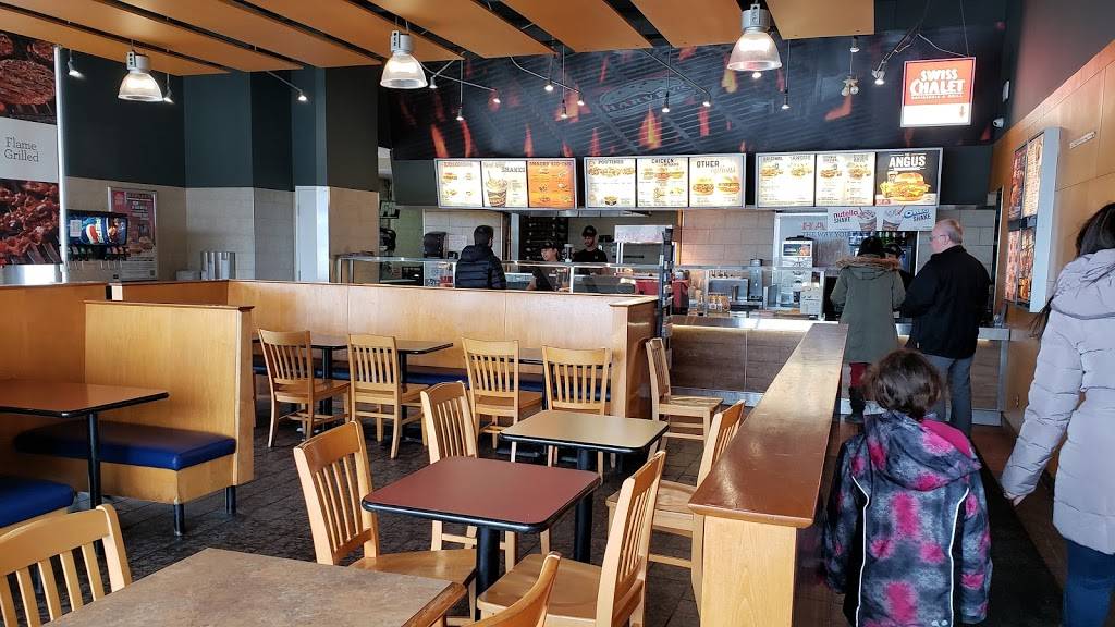 Harveys | restaurant | 4290 Innes Rd, Orléans, ON K4A 5E6, Canada | 6138247931 OR +1 613-824-7931