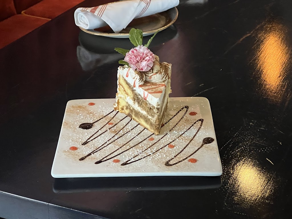 V14 Street Lounge | restaurant | 2100 14th St NW, Washington, DC 20009, USA | 2025064228 OR +1 202-506-4228