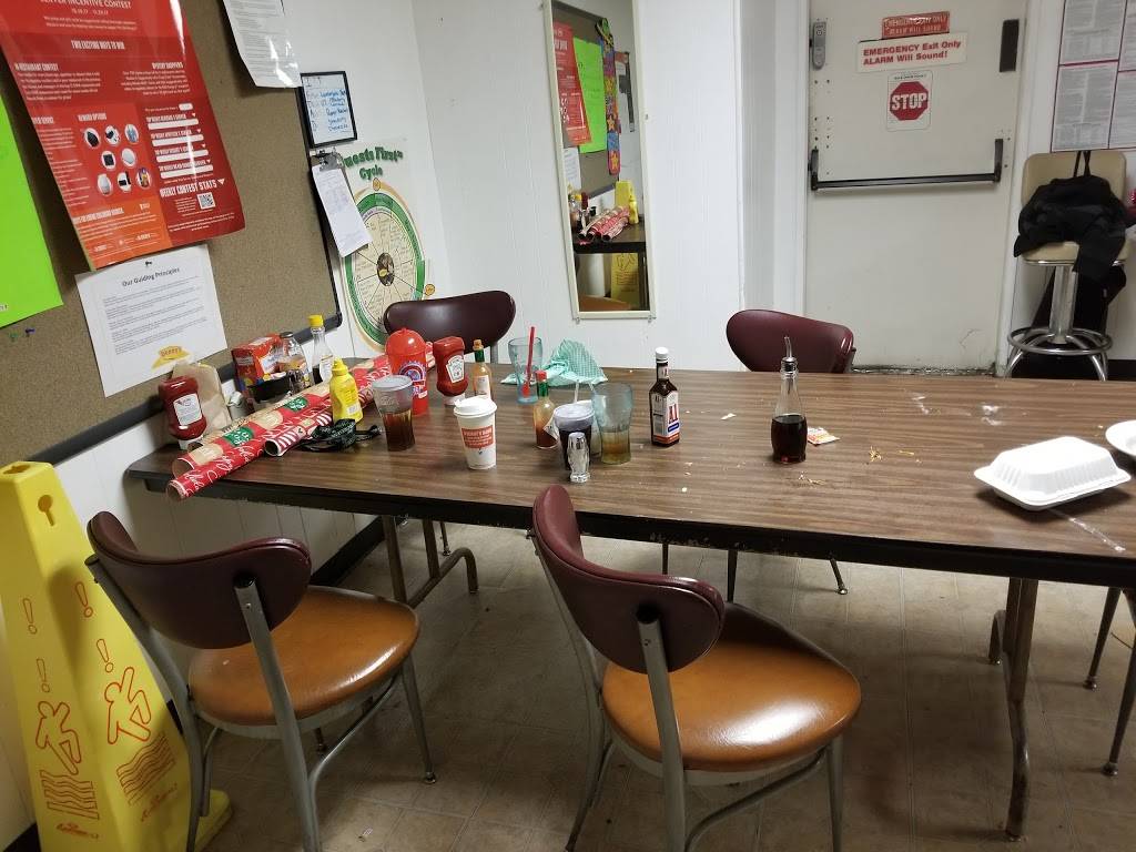 Dennys | restaurant | 2309 Panama Ln, Bakersfield, CA 93307, USA | 6618325150 OR +1 661-832-5150