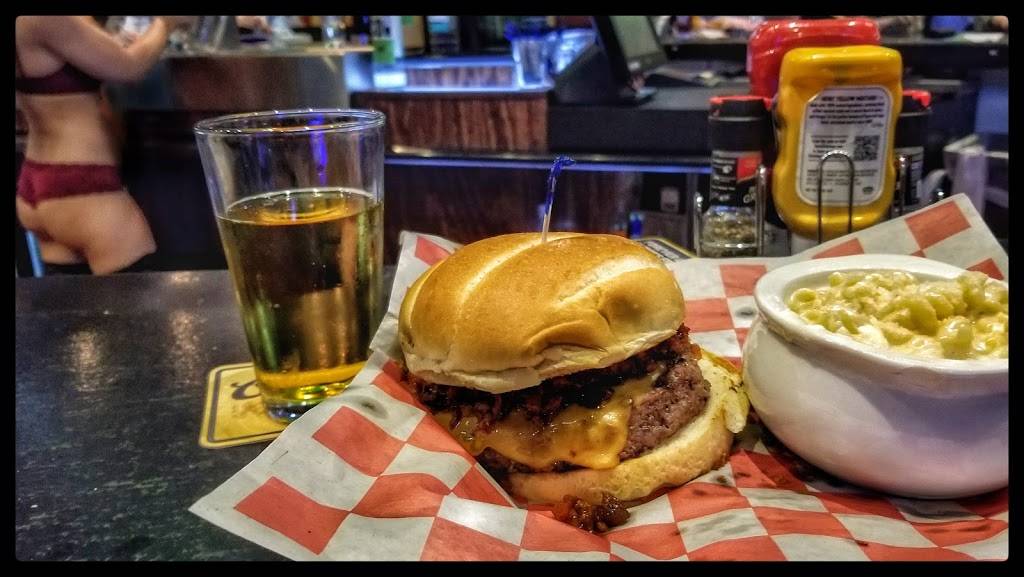 Wild Pitch Sports Bar & Grill Fort Worth | restaurant | 4701 Citylake Blvd E, Fort Worth, TX 76132, USA | 8173610084 OR +1 817-361-0084