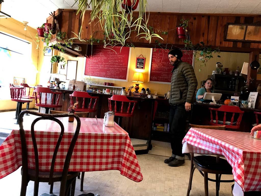 Old Mountain Inn | restaurant | 13132 CA-9, Boulder Creek, CA 95006, USA | 8313382211 OR +1 831-338-2211