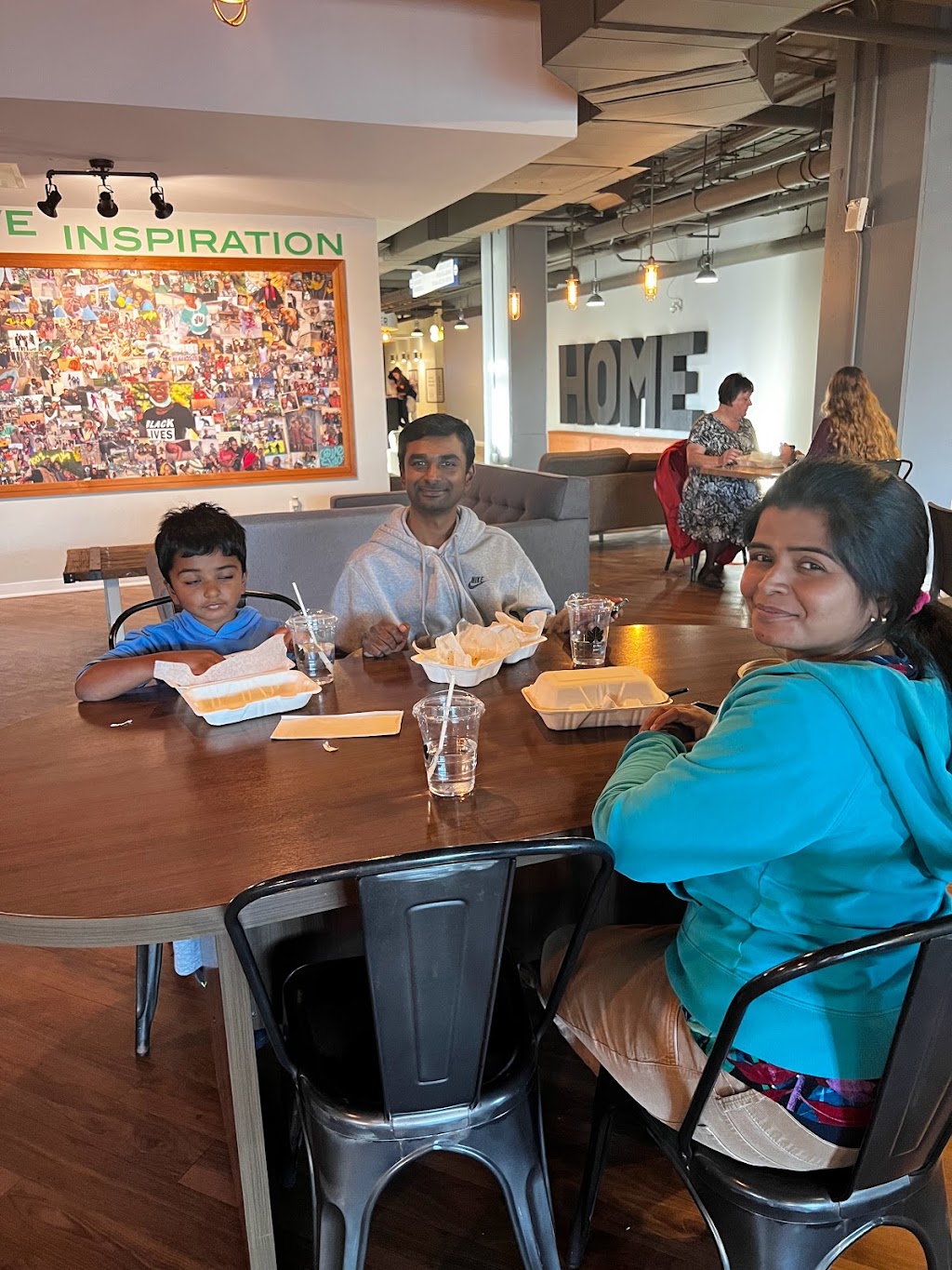 Black Leaf Vegan Cafe | cafe | 335 W 9th St, Indianapolis, IN 46202, USA | 3175604222 OR +1 317-560-4222