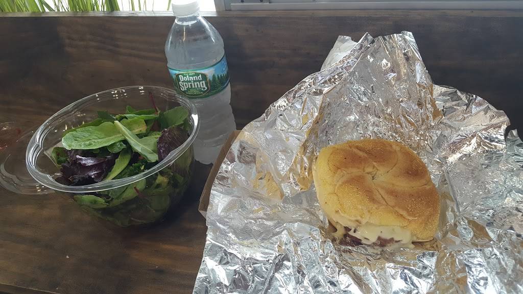 Cherry Tree Gourmet Station | cafe | 4051 Broadway, New York, NY 10032, USA | 2129238733 OR +1 212-923-8733