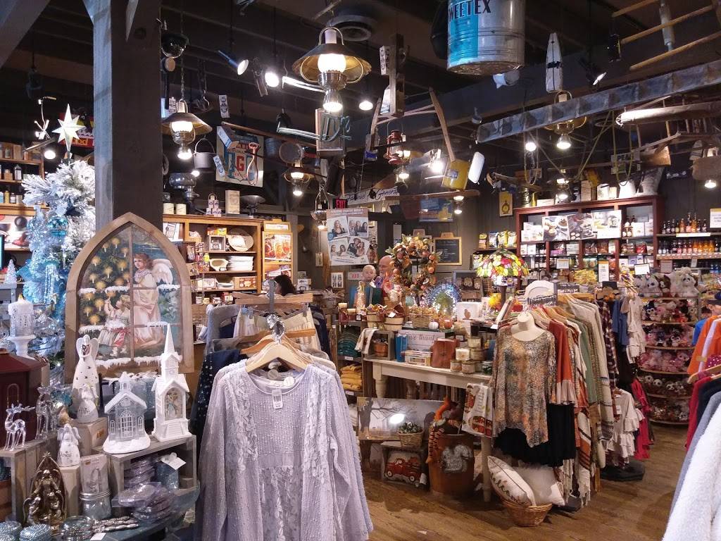 Cracker Barrel Old Country Store | restaurant | 201 Cracker Barrel Row Sw, Fort Payne, AL 35968, USA | 2569979204 OR +1 256-997-9204