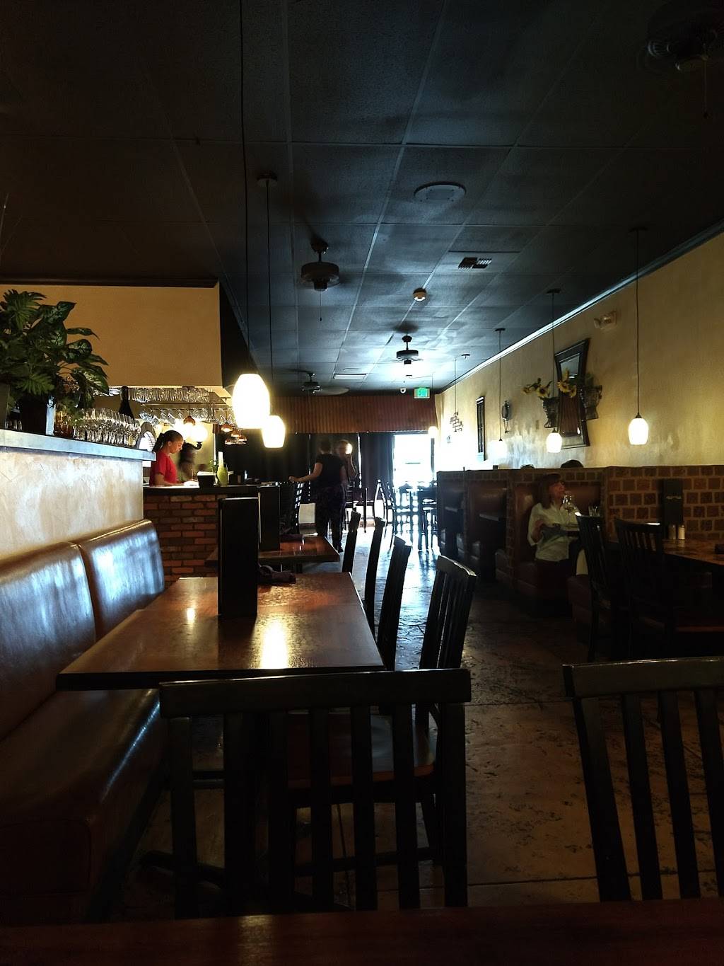 Nonnas Chicago Bistro | restaurant | 6603 Leetsdale Dr H & I, Denver, CO 80224, USA | 3033992000 OR +1 303-399-2000