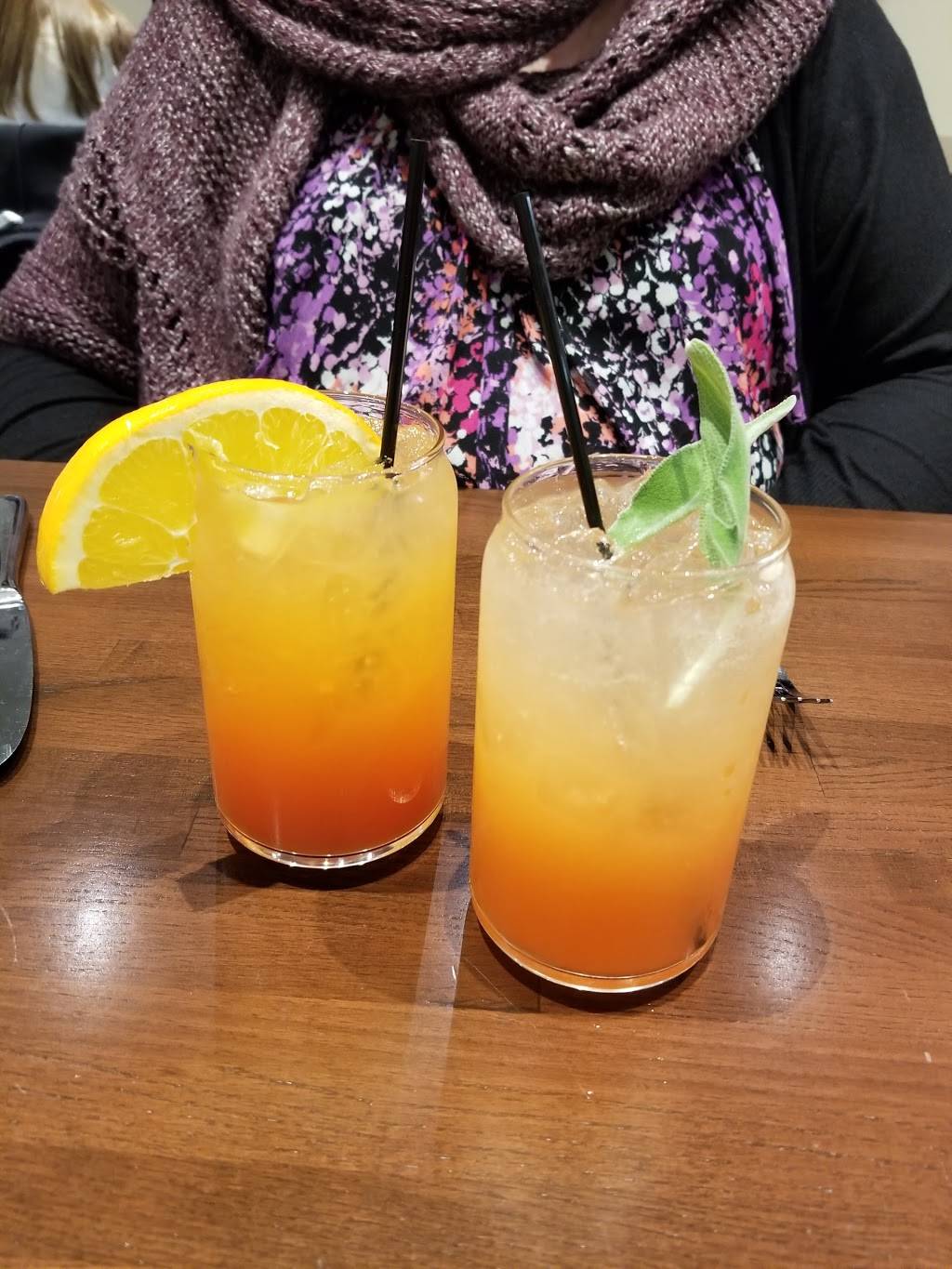 La Lanterna | restaurant | 1224 Griswold St, Detroit, MI 48226, USA | 3139628821 OR +1 313-962-8821