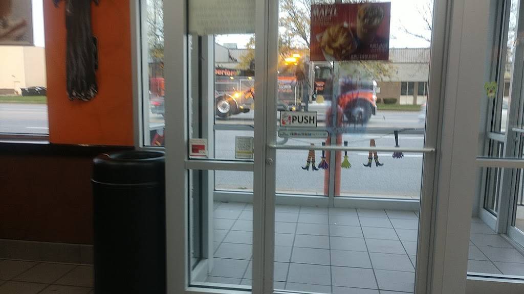 Dunkin Donuts | cafe | 6144 S Harlem Ave, Summit, IL 60501, USA | 7084581808 OR +1 708-458-1808