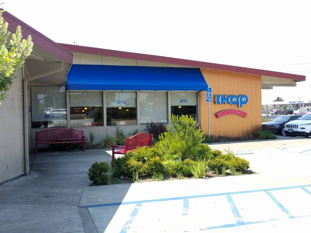 IHOP | restaurant | 316 S Airport Blvd, South San Francisco, CA 94080, USA | 6505838020 OR +1 650-583-8020