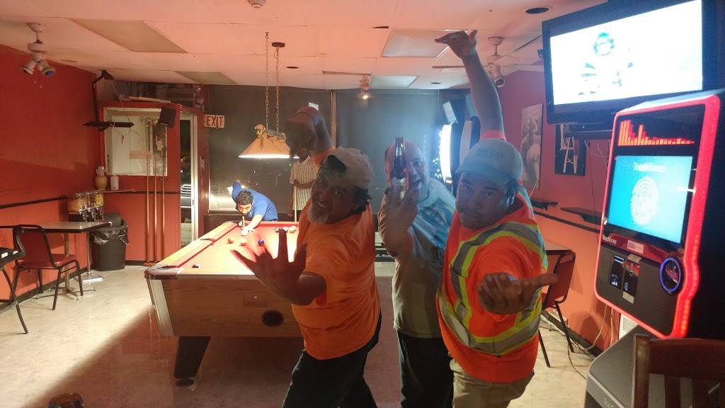 Weston Sports Bar | restaurant | 2833 Weston Rd, North York, ON M9M 2S1, Canada | 4167493335 OR +1 416-749-3335