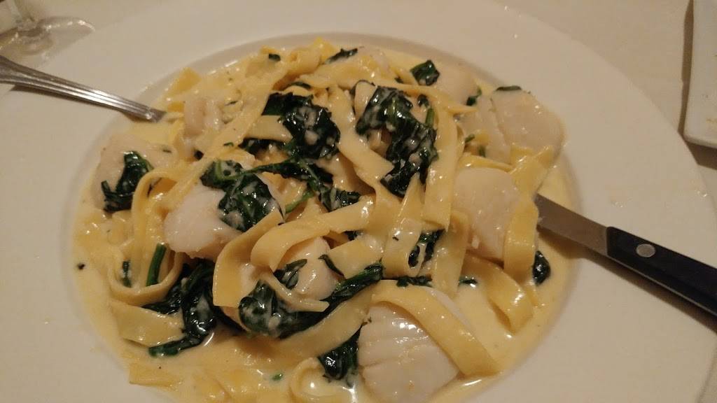 Trattoria Amalfi | restaurant | 385 S Broadway, Salem, NH 03079, USA | 6038935773 OR +1 603-893-5773