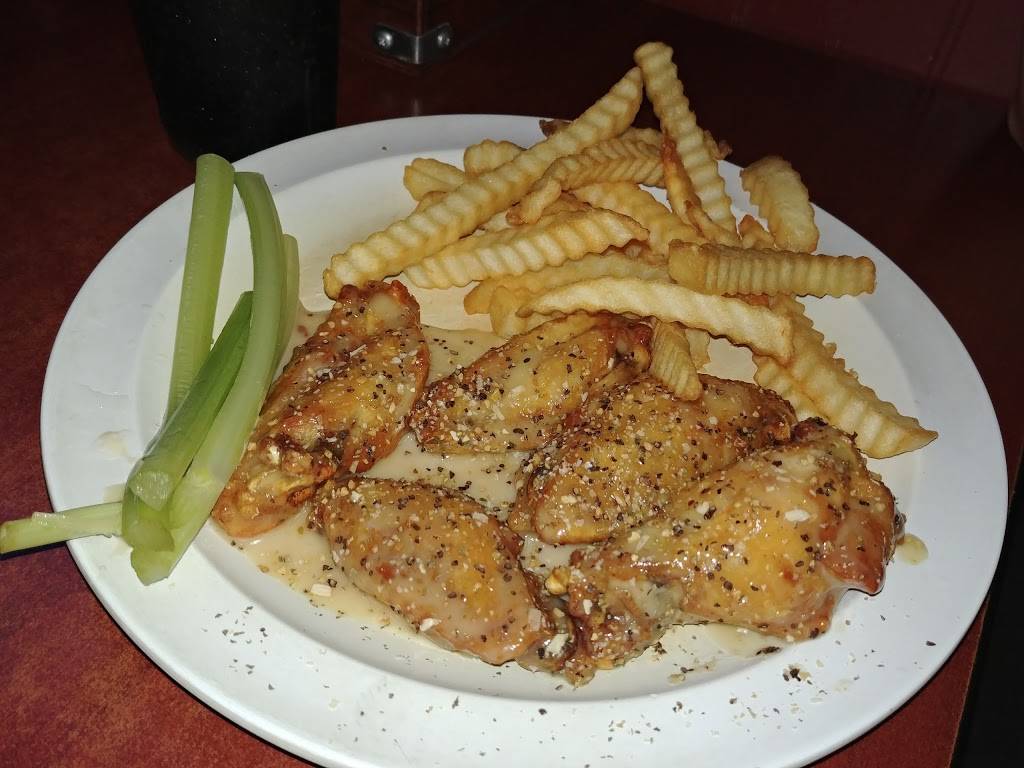 Dicks Wings And Grill San Pablo | restaurant | 14286 Beach Blvd, Jacksonville, FL 32250, USA | 9042230115 OR +1 904-223-0115