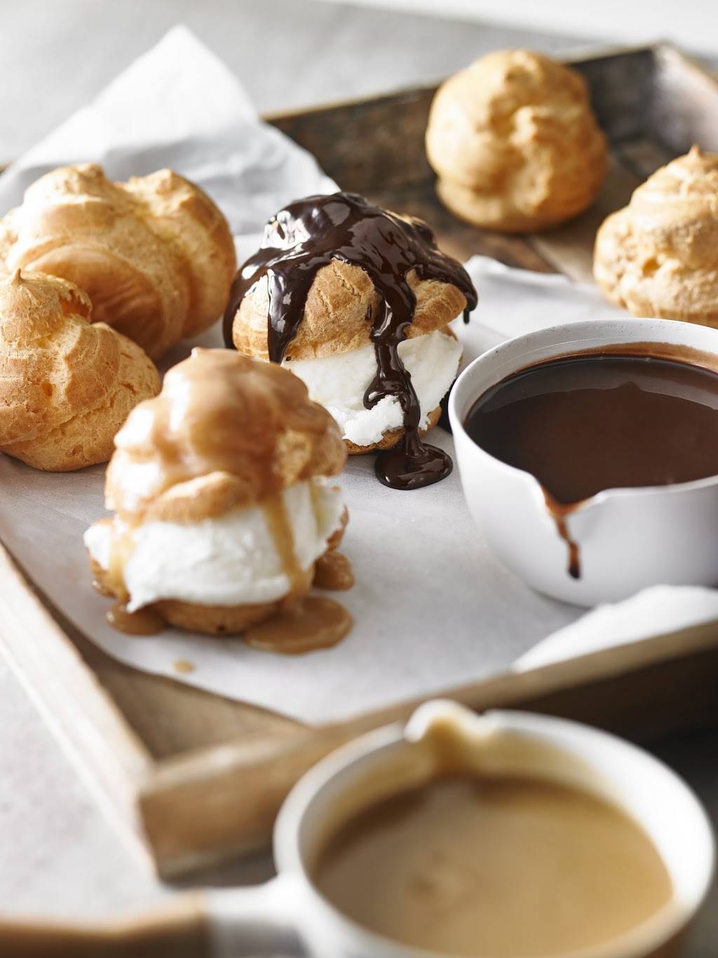 Pacini | restaurant | 575 Rue Pierre-Caisse, Saint-Jean-sur-Richelieu, QC J3A 1P1, Canada | 4503599733 OR +1 450-359-9733